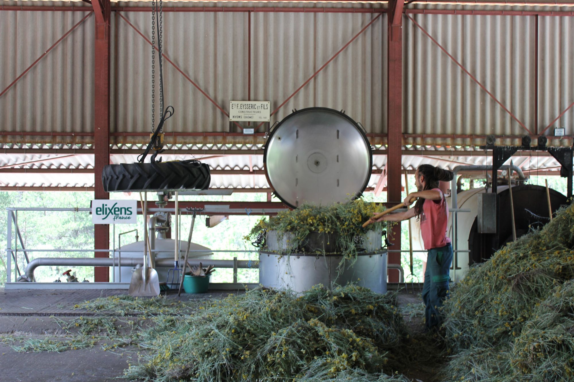 Unité de distillation agricole d'Elixens France